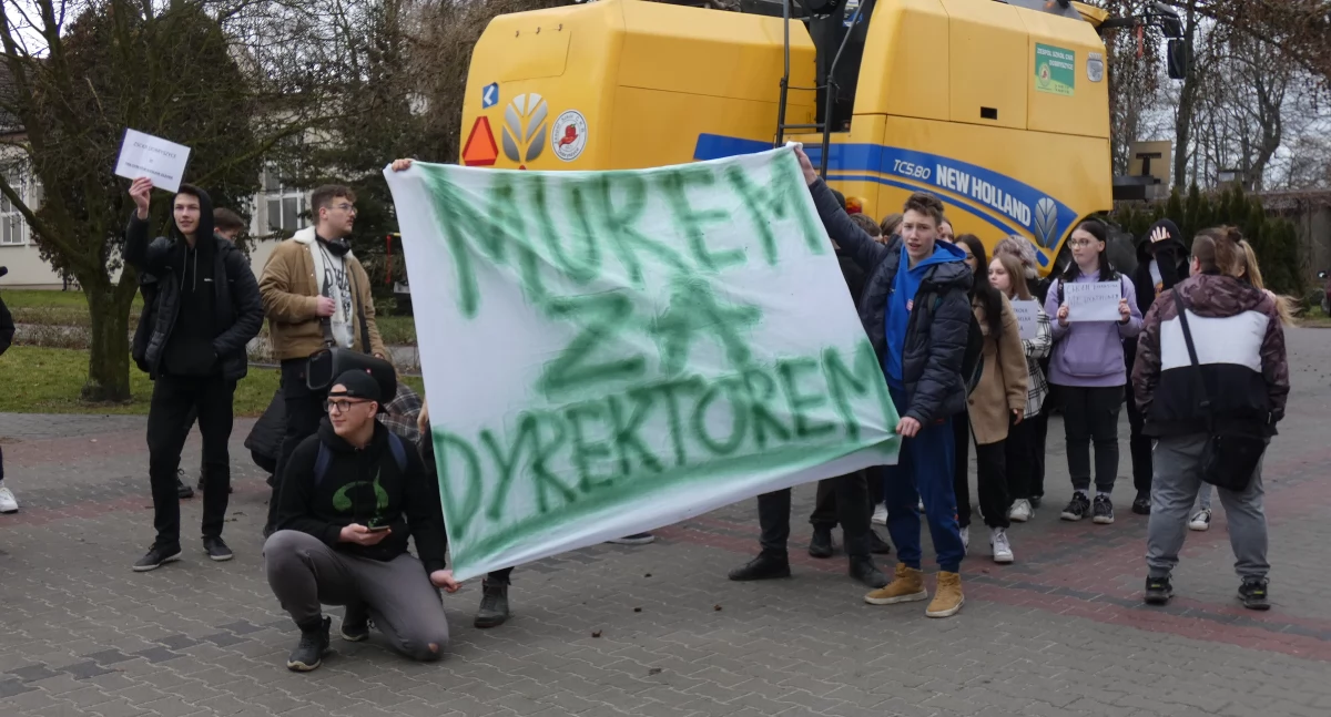 Uczeń szkoły rolniczej w Dobryszycach: - Chcielibyśmy przede wszystkim poznać prawdziwy powód takiej decyzji ministra Siekierskiego