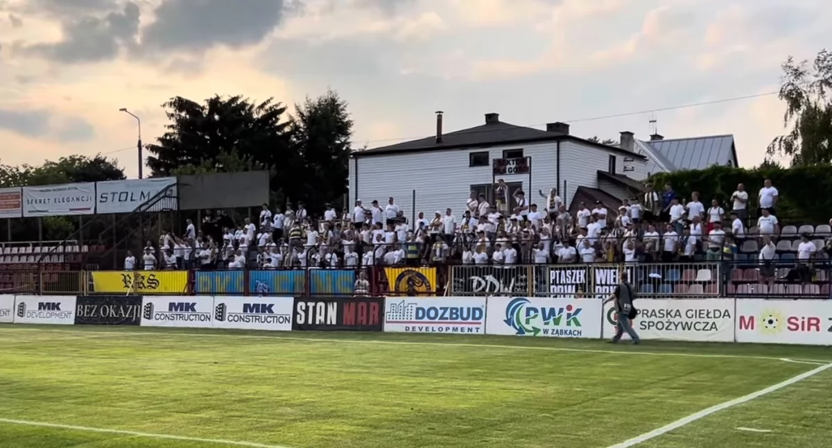 Kompromitacja RKS-u Radomsko w Ząbkach. Kolejny sezon piłkarze spędzą w IV lidze