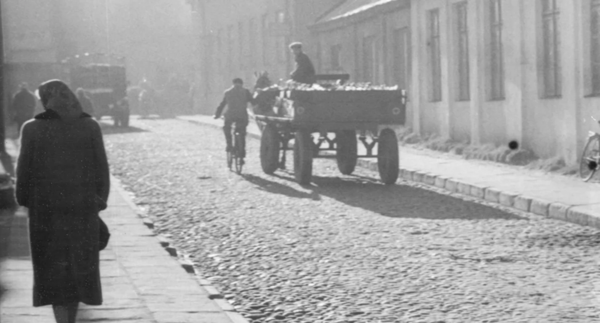 [Historia Gazetą pisana] Wiele kosztuje nocleg w Warszawie?