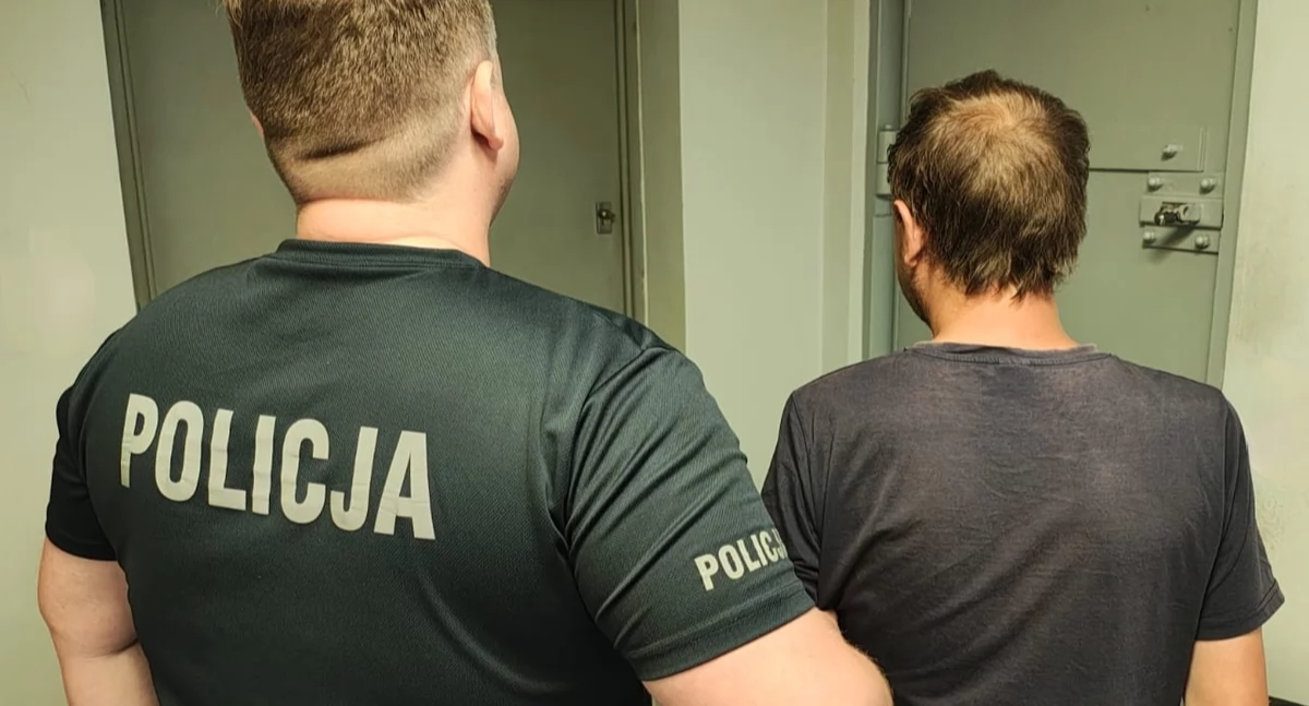 68-latek stracił portfel. Złodziej użył jego kart dziewięć razy. Wpadł w banku, kiedy próbował wypłacić pieniądze. Był pijany