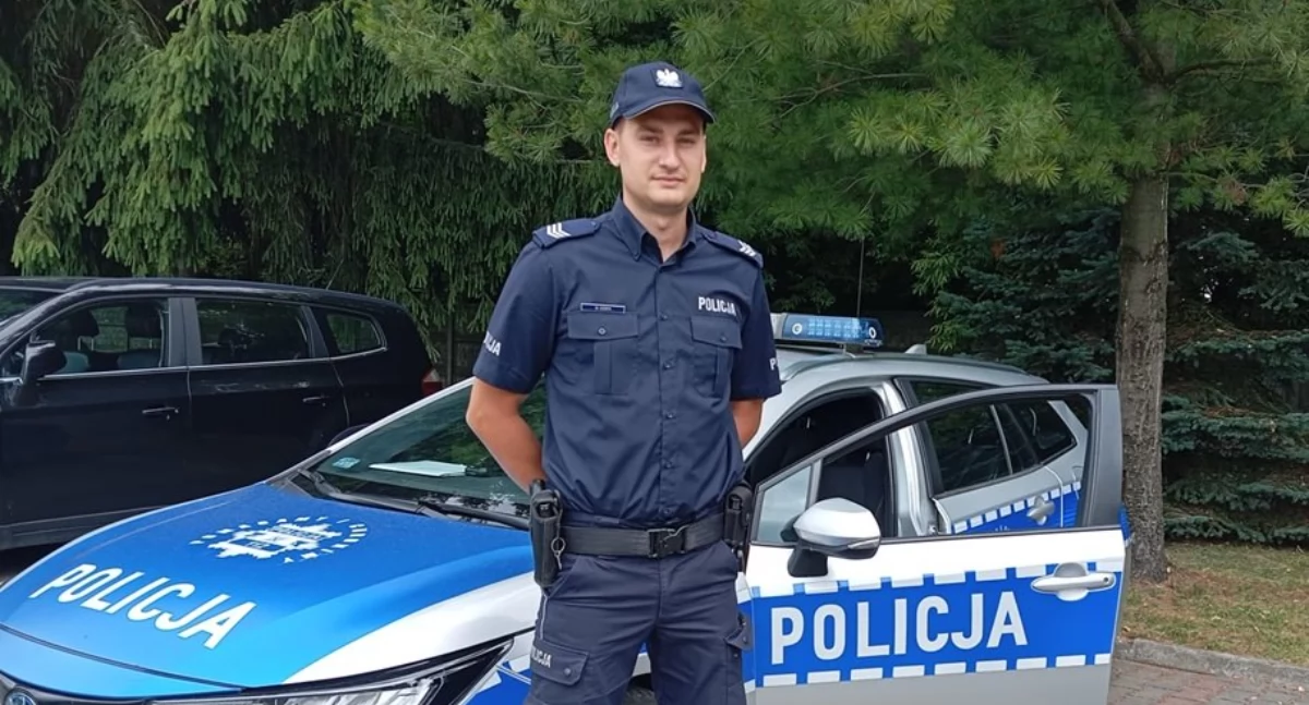 Dzielnicowy usłyszał od mężczyzny: - Moja żona doznała udaru, muszę ją zawieść do szpitala. Policjant od razu włączył 