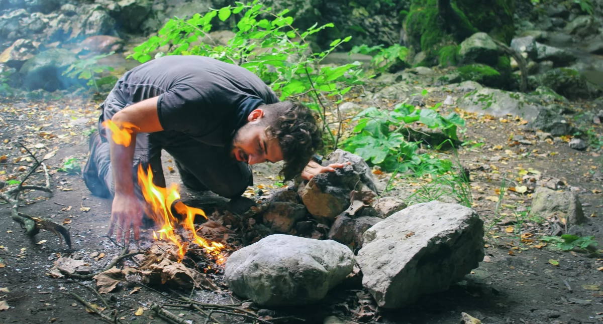 5 podstawowych umiejętności survivalowych, które warto znać