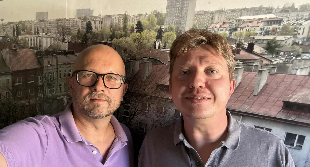 Na początek wakacji powtórka z historii: Był taki minister, co Gombrowicza ze szkoły wyrzucał. Giertych się nazywał [podcast Dwaj Panowie AA]
