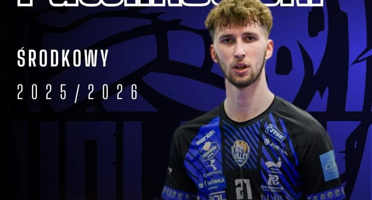 Chłopcy z Akademii Volley na podium
