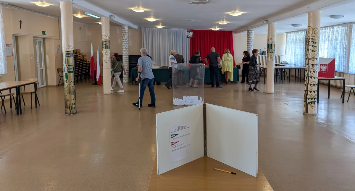Fejkowe komitety liczyły nasze głosy? Sprawdziliśmy informacje o nieprawidłowościach wyborczych