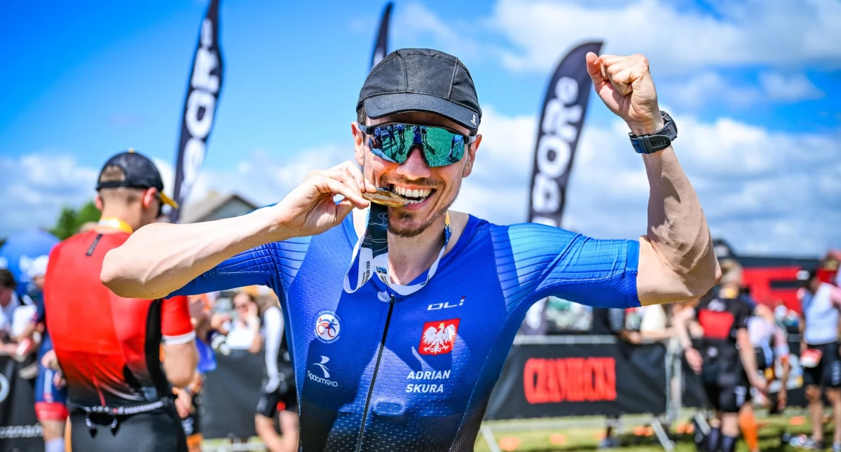 Adrian Skura z KBKS-u Radomsko debiutował w triathlonie. I to od razu ze świetnym wynikiem