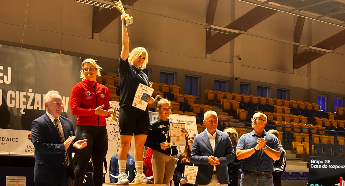 Sztangiści z Dobryszyc w finale