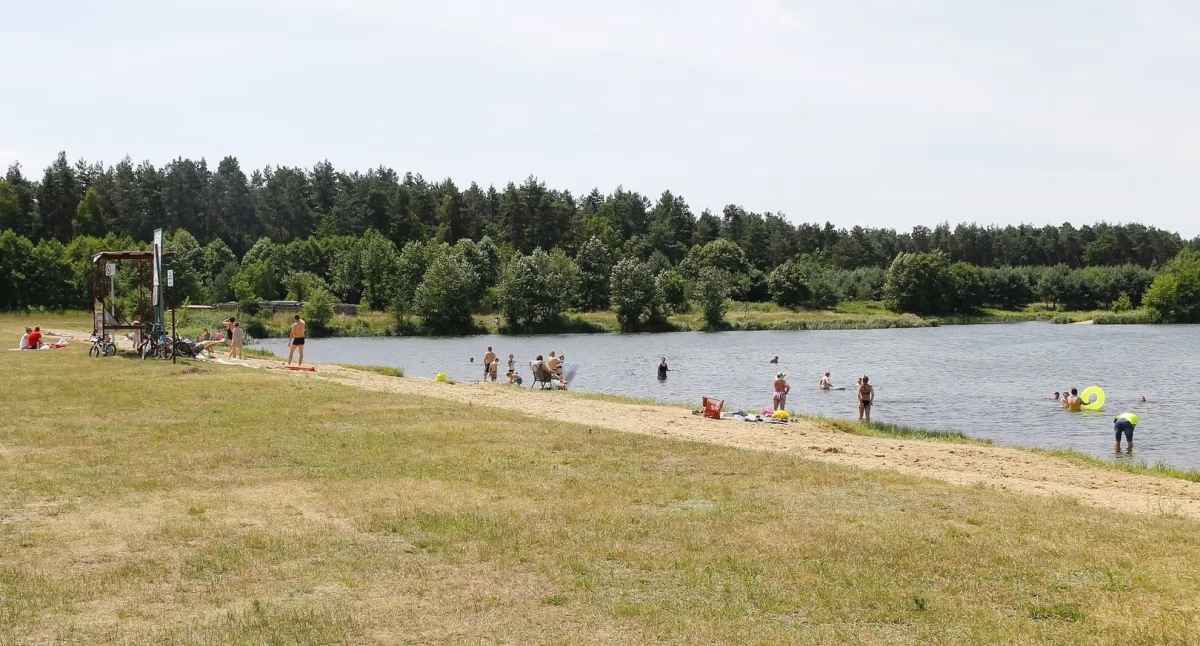 Kąpielisko w Zakrzówku Szlacheckim otwarte do 9 sierpnia. Gmina Ładzice zaprasza do wypoczynku i apeluje o zachowanie zasad bezpieczeństwa