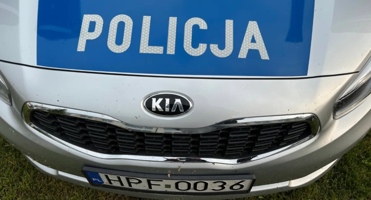 Pijany 16-latek uciekał przed policją na motorowerze. Pościg zakończył się zatrzymaniem w Kobielach Wielkich