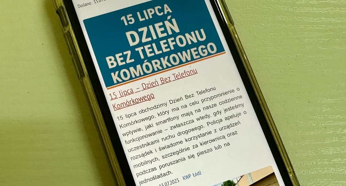 15 lipca obchodzimy Dzień Bez Telefonu Komórkowego. Policja apeluje: odłóż smartfona, zadbaj o bezpieczeństwo