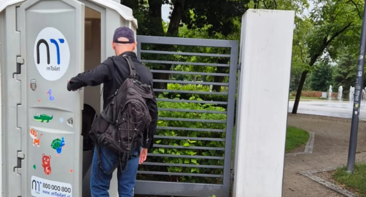 Pielgrzymka za potrzebą: Pamiętacie czasy, gdy w centrum trudno było skorzystać z toalety? To zapomnijcie. Wiele się zmieniło 