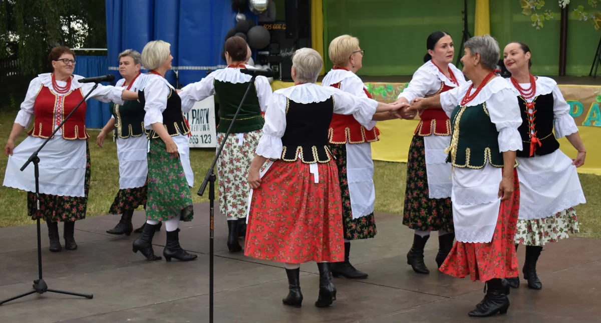 Festyn Wielka Lipa w Cielętnikach przyciągnął tłumy. Bawili się nie tylko mieszkańcy, ale również przyjezdni z okolicznych gmin