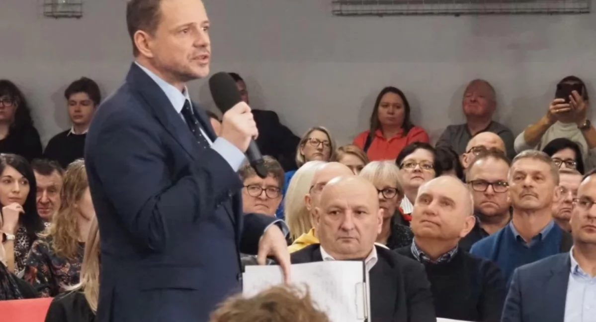 [NEWS GR] 60 osób do przesłuchania, w tym radni. Policja ustala, kto w kampanii wysłał ulotki Trzaskowskiego do urzędów