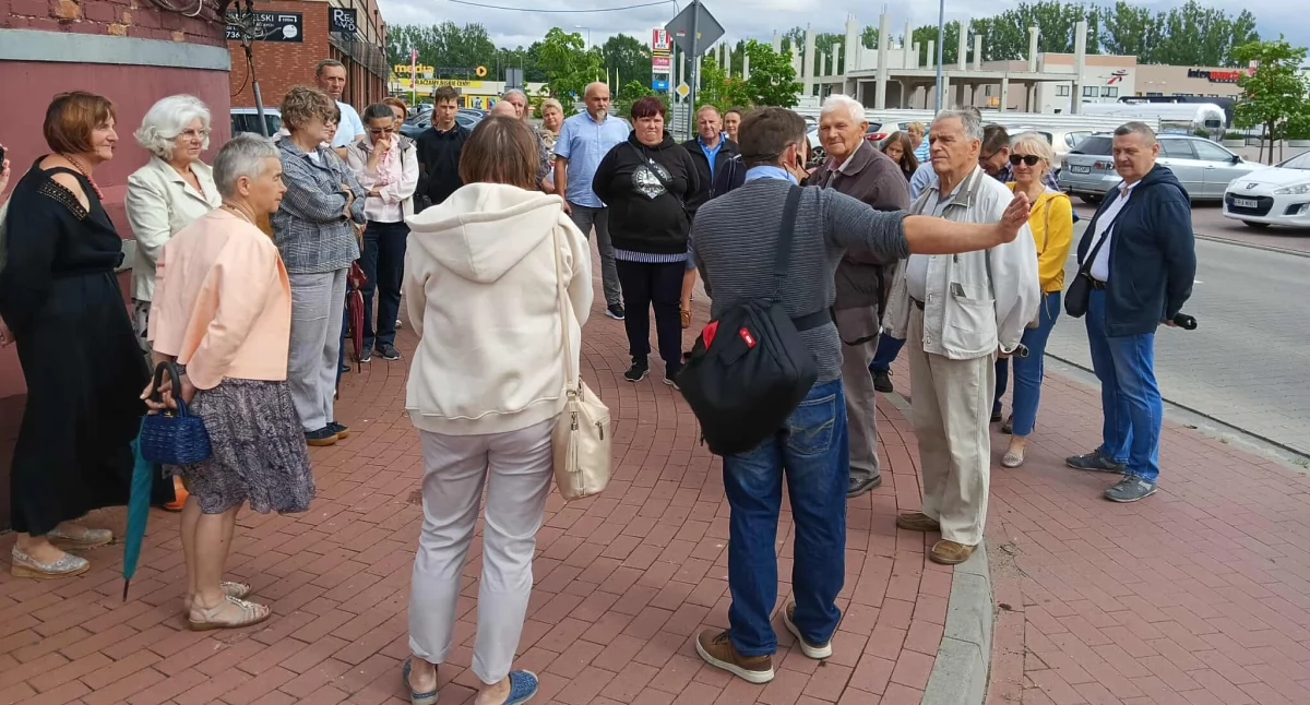 „Śladami epoki pary i elektryczności”. Historyczny spacer ulicami Radomska