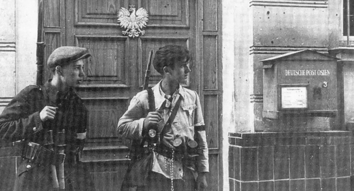 Powstanie Warszawskie: heroizm, ofiara i pytania o współczesny patriotyzm [Dawid komentuje]