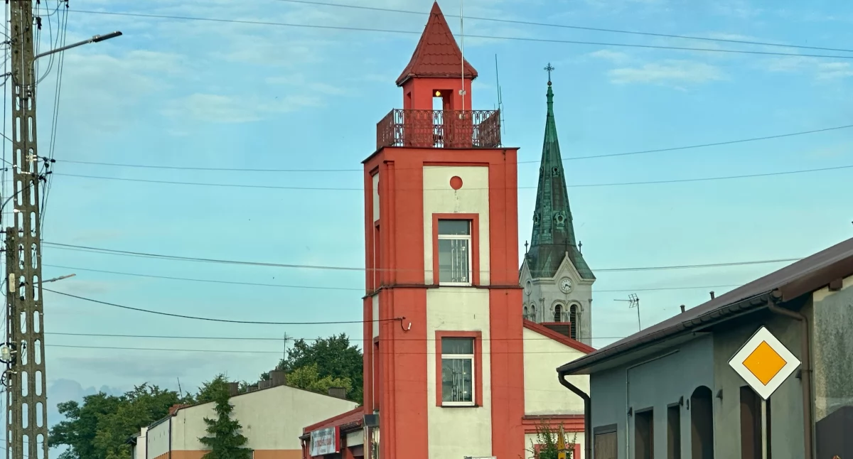 Kamieńsk w liczbach. Mieszkańców ubywa, dzieci rodzi się niewiele, ale migracje już nie tak złe