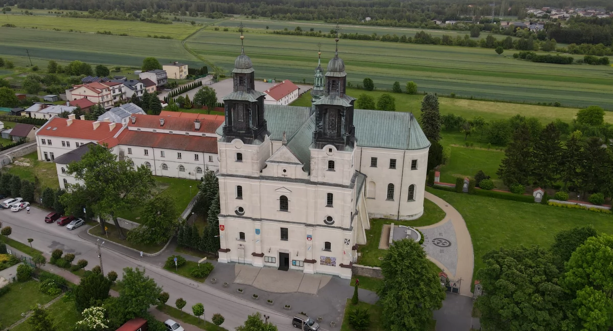 Tryptyk rzymski w Gidlach. Muzyczno-słowna podróż inspirowana twórczością św. Jana Pawła II. Ojcowie Dominikanie zapraszają w najbliższy piątek
