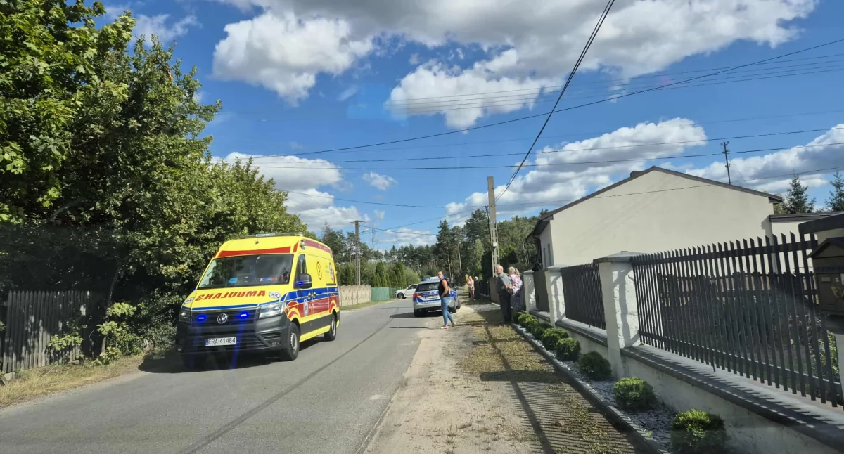 Wypadek na ulicy Strażackiej. Nieprzytomny 39-latek zabrany do szpitala 