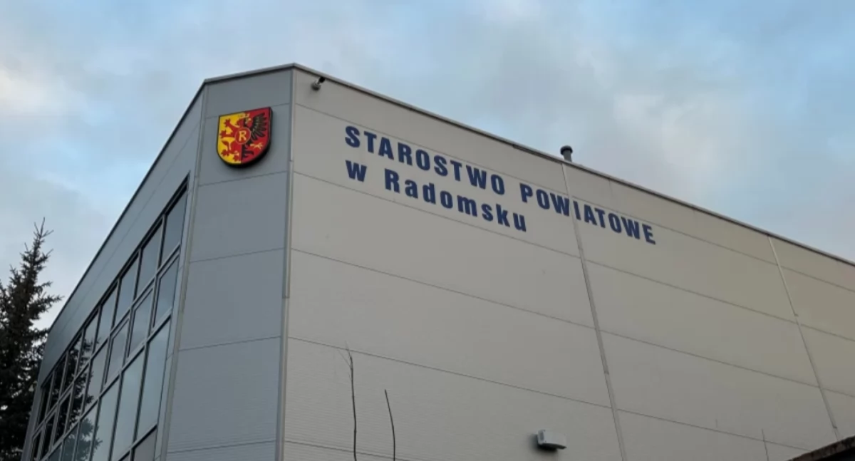 Przepraszam, czy ktoś tu kogoś nagrywa? Aferka podsłuchowa w starostwie: dyktafon w długopisie, oskarżenia i wielkie nic