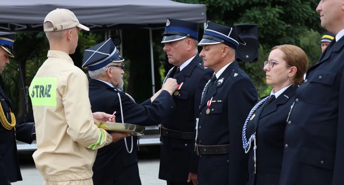 Druhowie z Ochotniczej Straży Pożarnej z dzielnicy Bogwidzowy świętowali 60-lecie istnienia jednostki