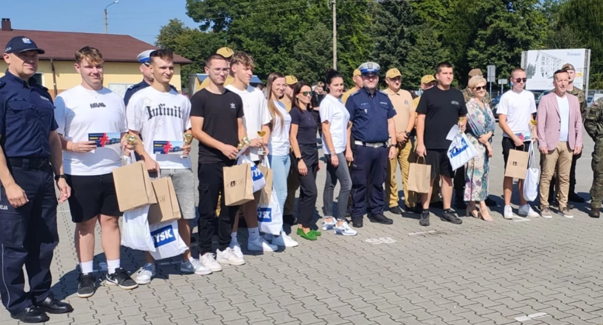 Łukasz Matysiak z Drzewniaka i Mateusz Grzegorczyk z I LO najlepsi w konkursie Mistrz Kierownicy