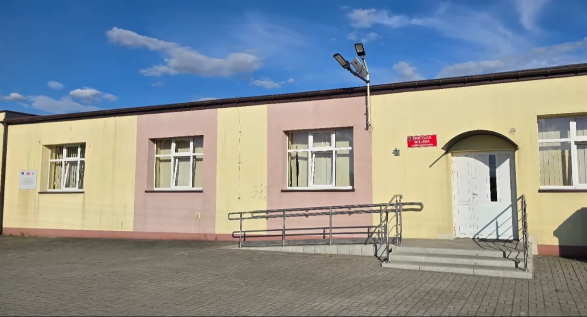 Remont dachu świetlicy wiejskiej w Aleksandrowie rozpocznie się we wrześniu i potrwa do końca listopada