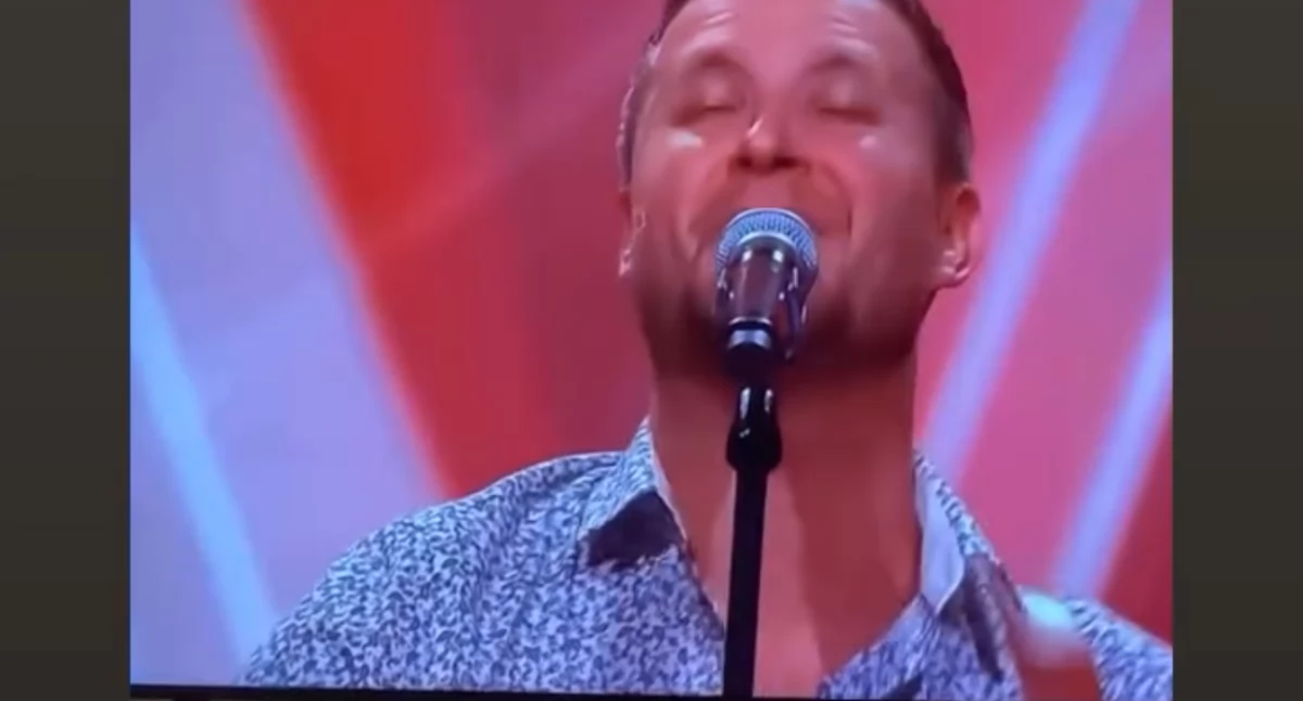 Krzysztof Stępień w przesłuchaniach w ciemno w The Voice of Poland. Wybrał Tomsona i Barona 