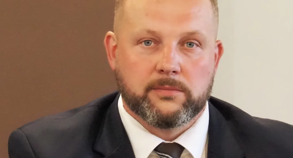 Damian Wieloch: Płacimy polityczną cenę za sprawę emerytur członków zarządu [Rozmowa]