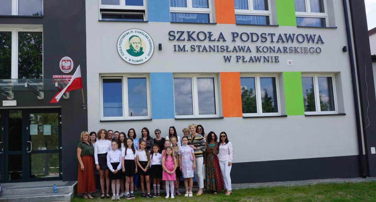 Szkoła Podstawowa w Pławnie zbiera pieniądze na zakup defibrylatora AED dla uczniów i mieszkańców