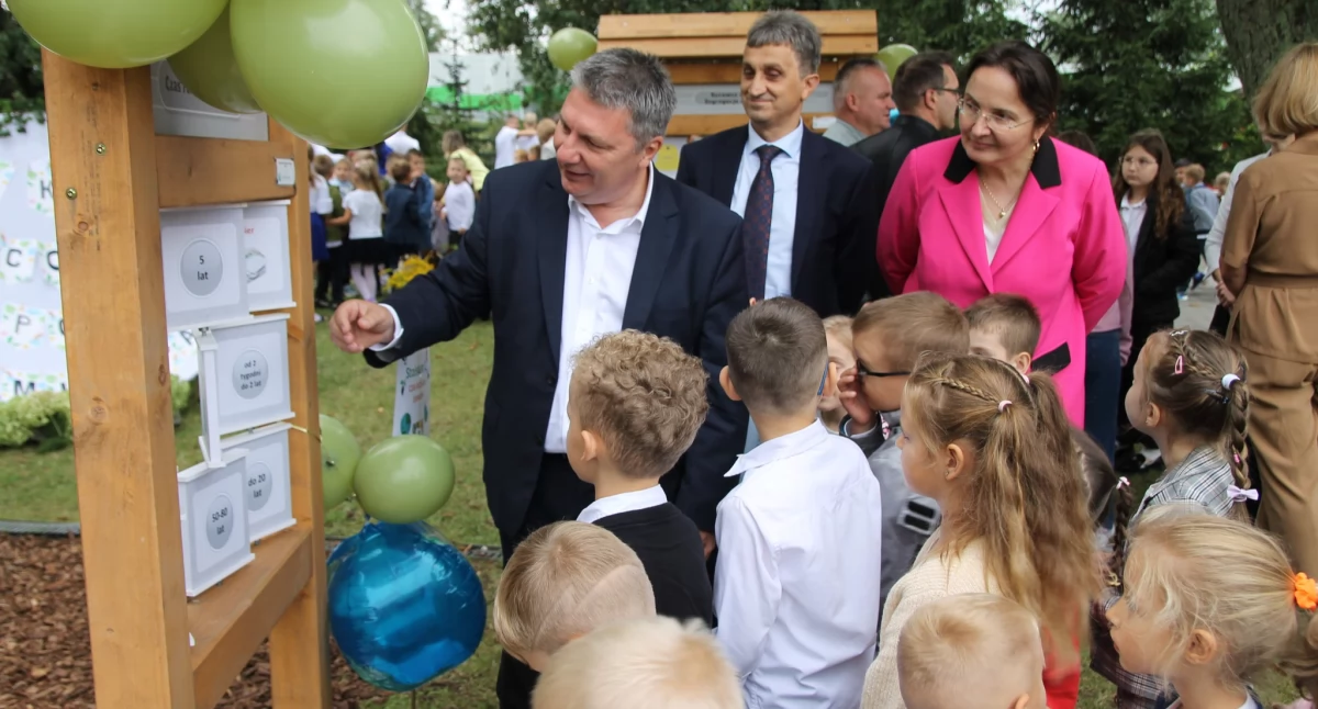 Nowa Eko Pracownia Pod Chmurką w Stobiecku Szlacheckim otwarta przy Zespole Szkolno-Przedszkolnym. Będzie służyć edukacji ekologicznej dzieci