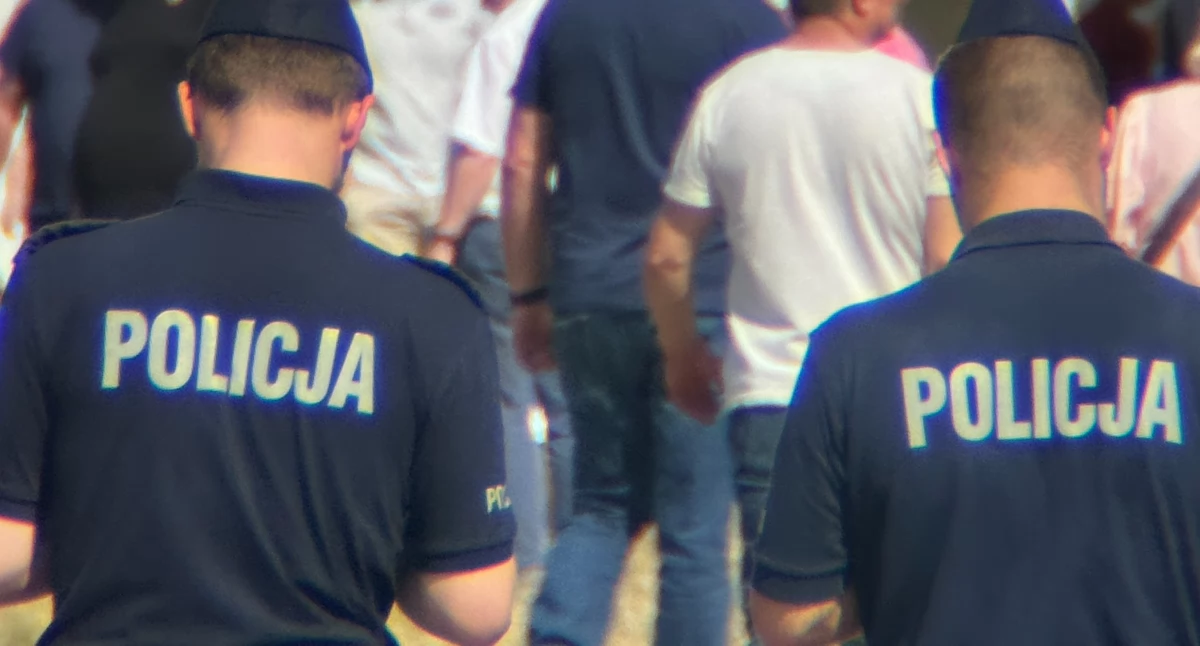 Policja ostrzega mieszkańców powiatu radomszczańskiego przed fałszywymi ofertami opału w internecie