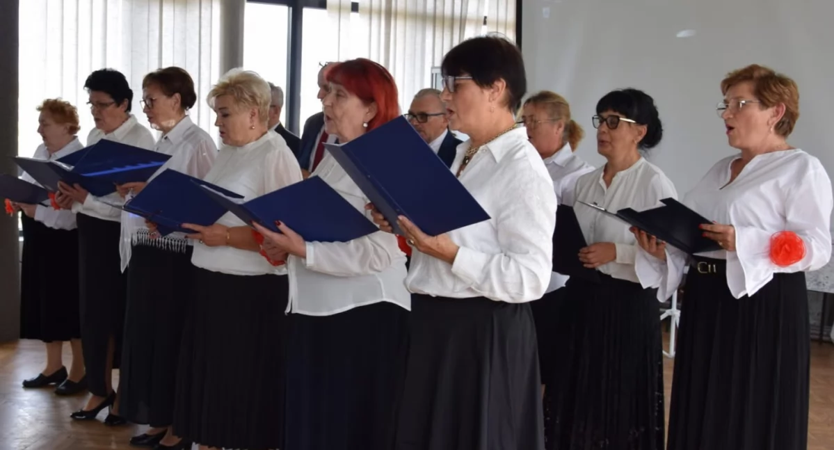 Seniorzy rozpoczynają rok akademicki. Radomszczański Uniwersytet Trzeciego Wieku rozpoczął rok akademicki
