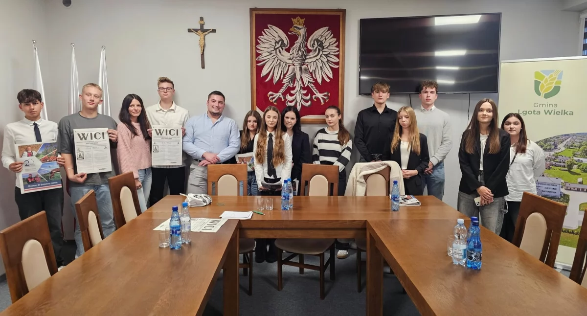 Kolejna Sesja Młodzieżowej Rady Gminy w Lgocie Wielkiej. Dyskutowano o inicjatywach, które sprawią, że głos młodych mieszkańców będzie lepiej słyszalny