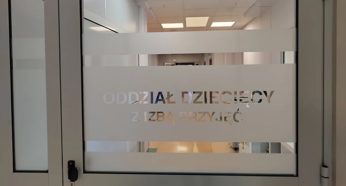 Dziury w obsadzie na pediatrii. Dyrekcja szpitala zapewnia: nie ma mowy o ponownym zamknięciu oddziału