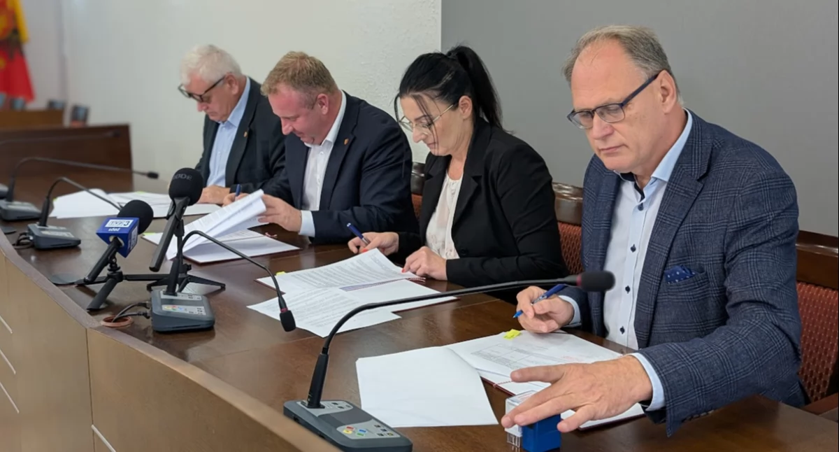 Podwyżka podatków ramię w ramię z podwyżką prezydenckiej pensji? To nie idzie w parze [Nowak komentuje]