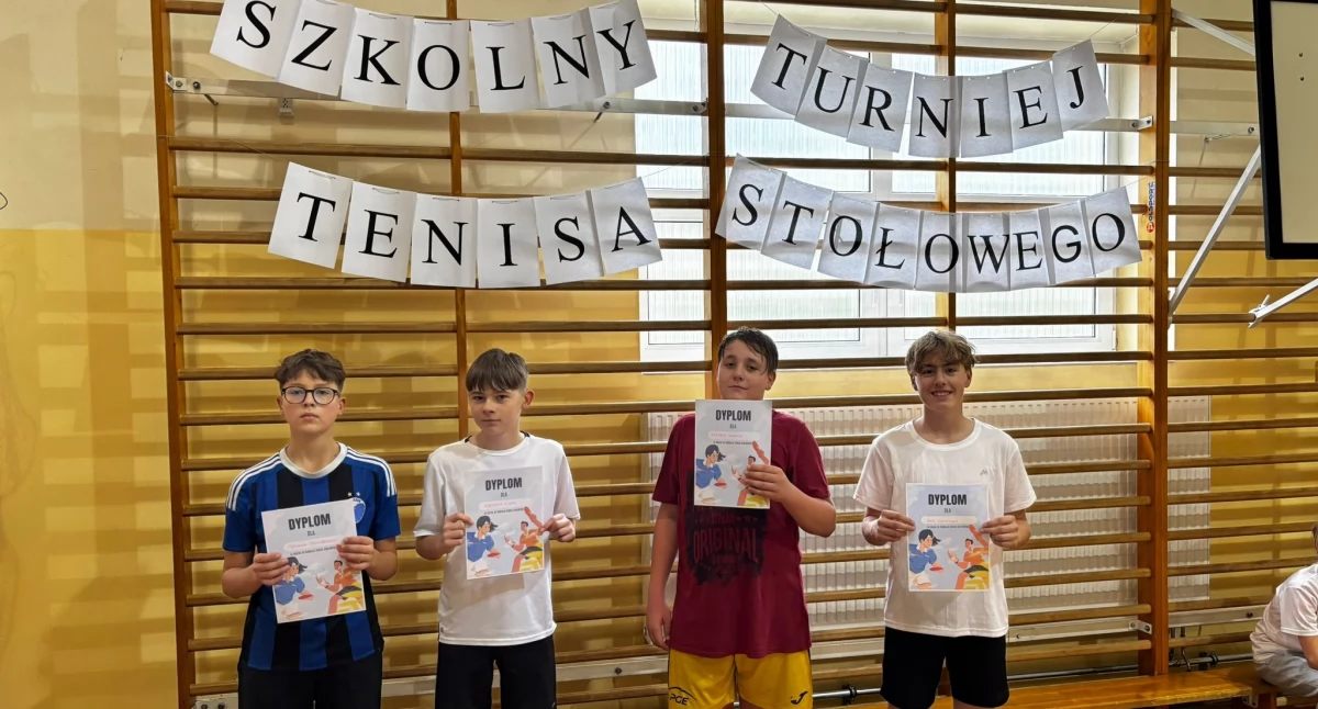 Sportowe emocje w Szkole Podstawowej w Bloku Dobryszyce: uczniowie rywalizowali w Szkolnym Turnieju Tenisa Stołowego