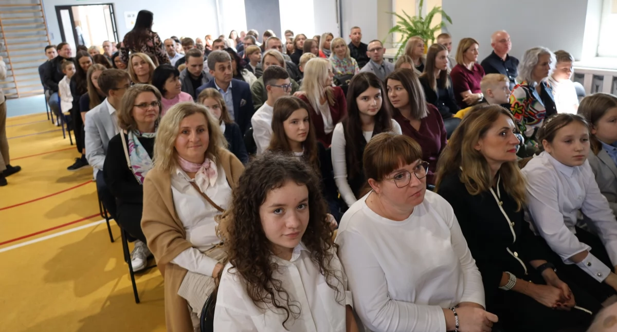 Stypendia prezydenta miasta rozdane. Prawie setka uczniów doceniona za wybitne osiągnięcia naukowe i artystyczne