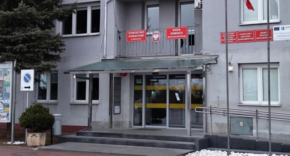 Ten milion to nie na pensje. To na urzędomat i oprogramowanie. A w ogóle urzędnicy będą pracować krócej, ale nie będą robić mniej
