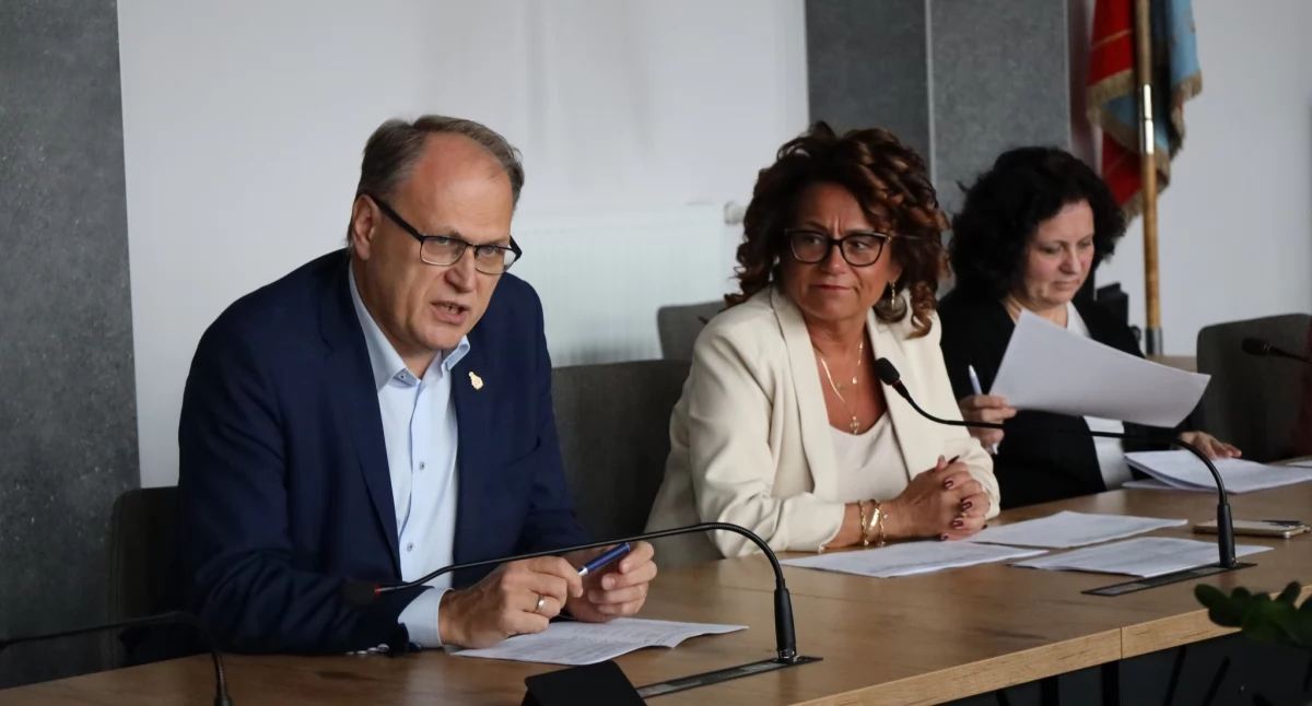Plan miasta: opłaty za śmieci w górę o 33 procent, podatki o 20 procent. Od stycznia
