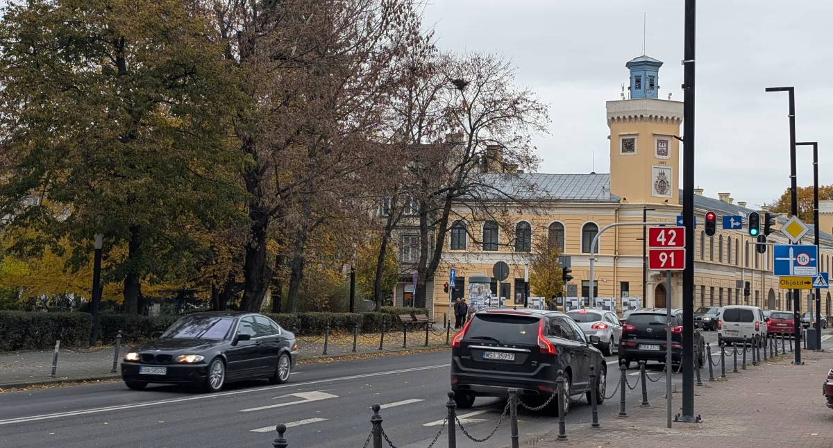 Czytelnik: - W centrum jest ciemno, jak… Urząd miasta: - Doszło do awarii, ale wszystko jest na gwarancji