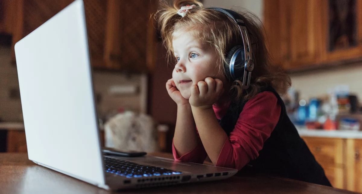 Pandemiczne komputery do zwrotu: Po co starostwu pięcioletnie laptopy? Starostwo: takie prawo