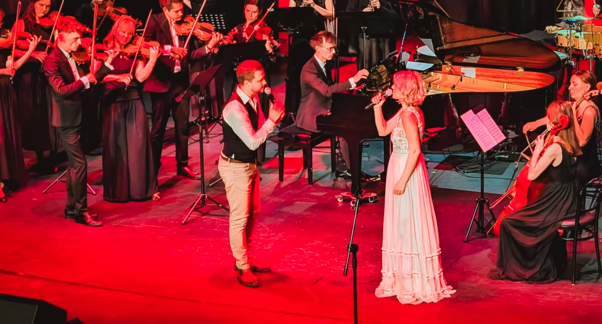 Z Ziemi Obiecanej do Soplicowa. Koncert z okazji 107. rocznicy odzyskania przez Polskę niepodległości