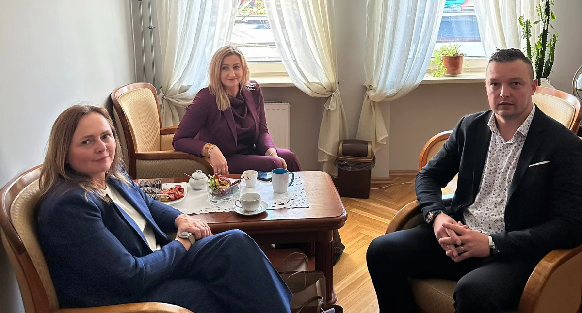 Polityczna gra o RKS: Generalnie klub cieszy się atencją miejscowych polityków [Nowak komentuje]