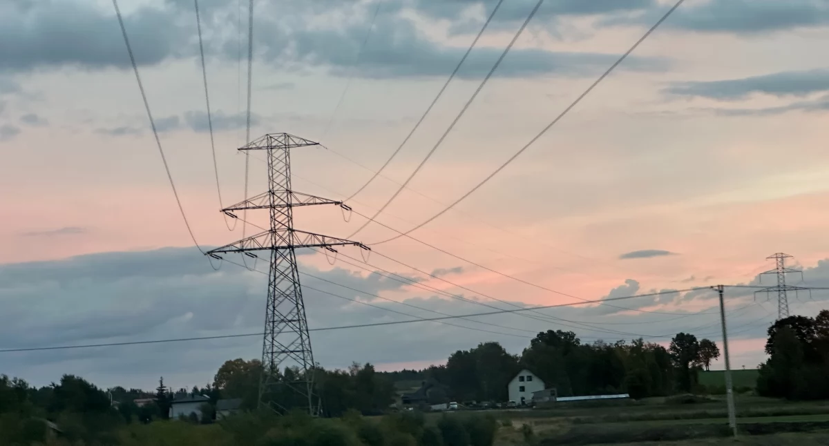 Planowane wyłączenia prądu w powiecie radomszczańskim. W Radomsku i kilku okolicznych miejscowościach spodziewane są utrudnienia w związku z przerwą w dostawie energii elektrycznej