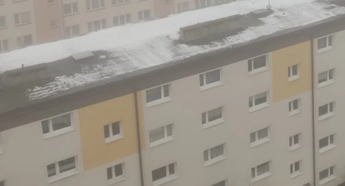 Dyżurny straży usłyszał: - Halo? Sąsiadka nie może się podnieść. Takich zgłoszeń jest coraz więcej