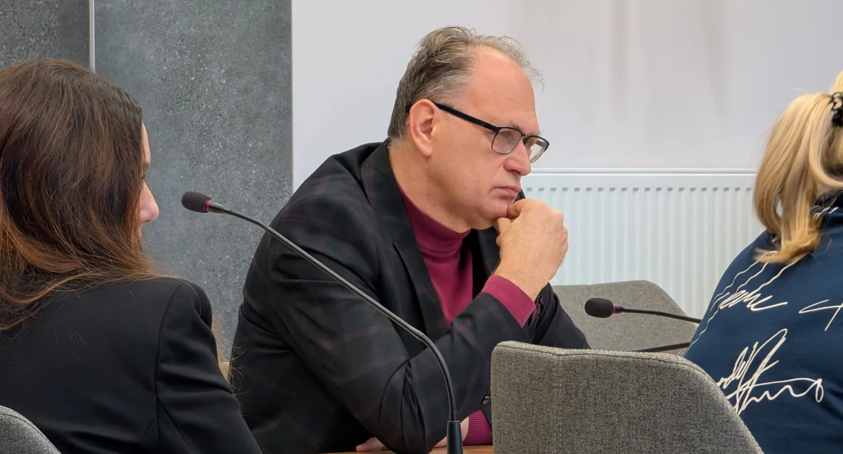 „Mam kwalifikacje, bo gdybym tak nie uważała, to bym kwalifikacji nie miała”. Rozumiecie? Ja też nie [Komentarz]