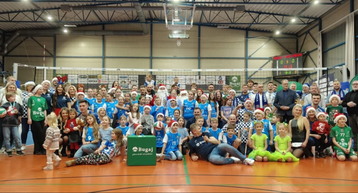 Volley Sport: Seniorzy przegrali z liderem z Wielunia po dobrym meczu
