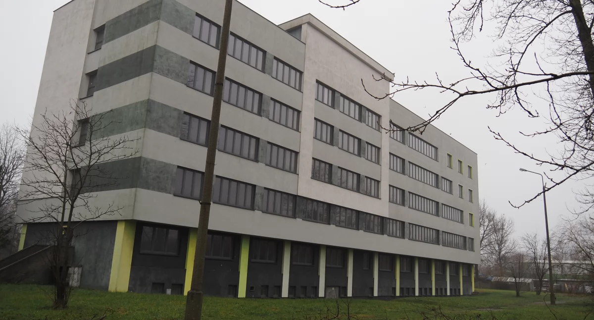 Obrona cywilna na Sucharskiego: Starostwo kupuje budynek, który lata temu sprzedało miasto