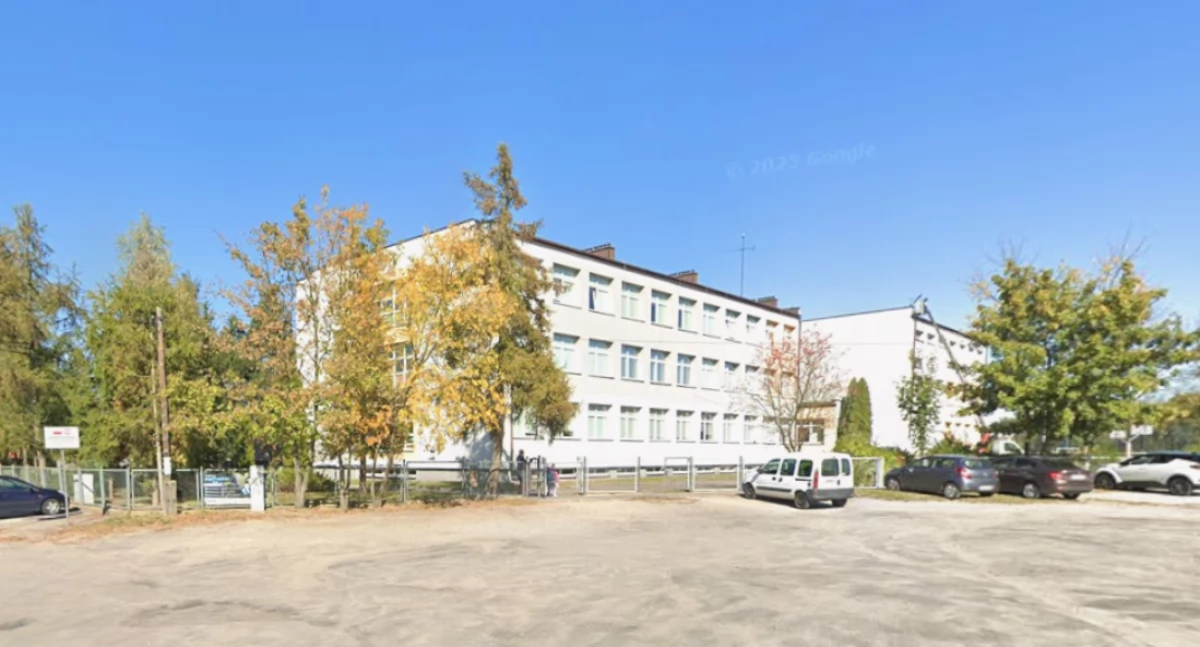 Ratowali pijanego 14-latka w szkole. Chciał pokazać kolegom, ile może wypić
