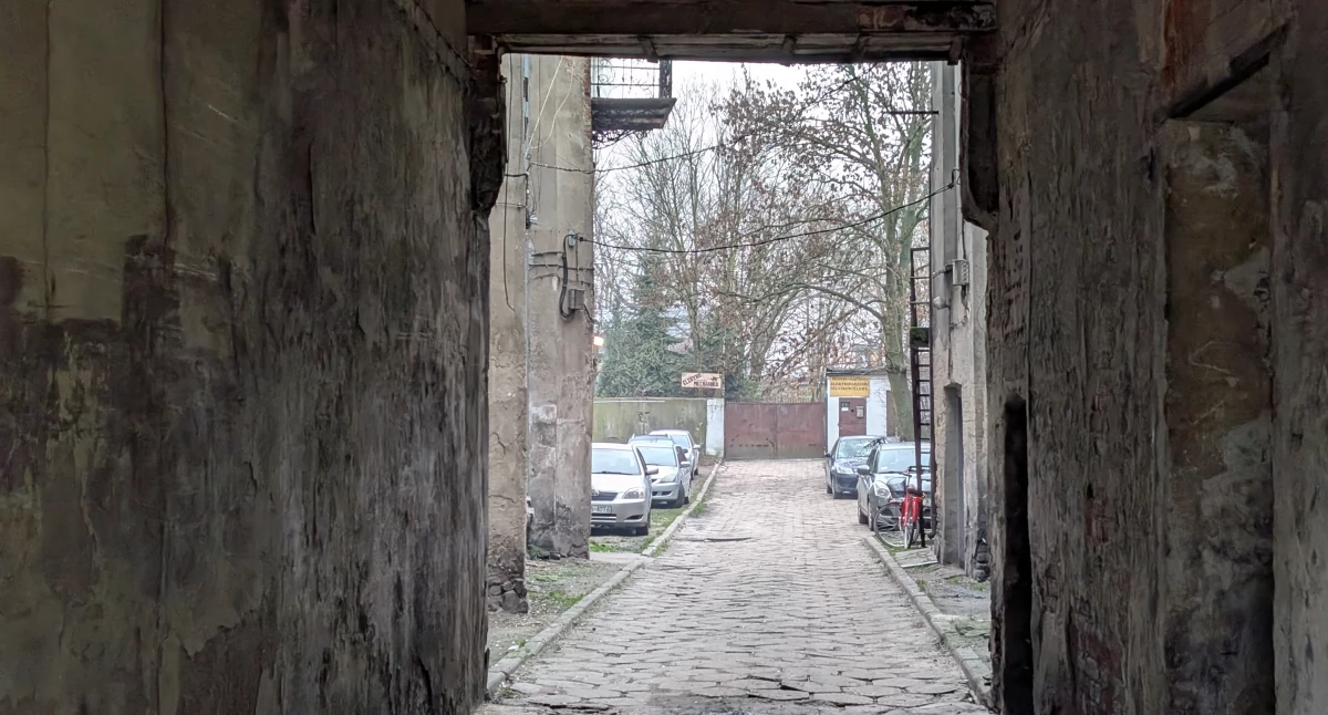 Mieszkanie socjalne w szybkim trybie: Sześćdziesiąt osób na liście, mieszkań kilka, a tu niespodzianka